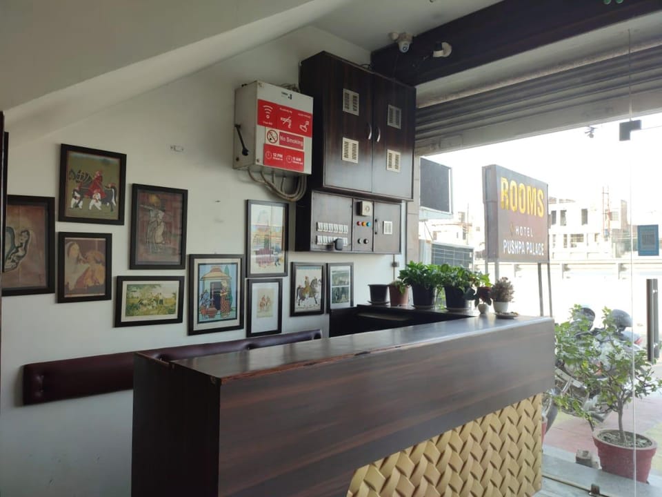 Hotel Pushpa Palace Hotel in Uttar Pradesh
