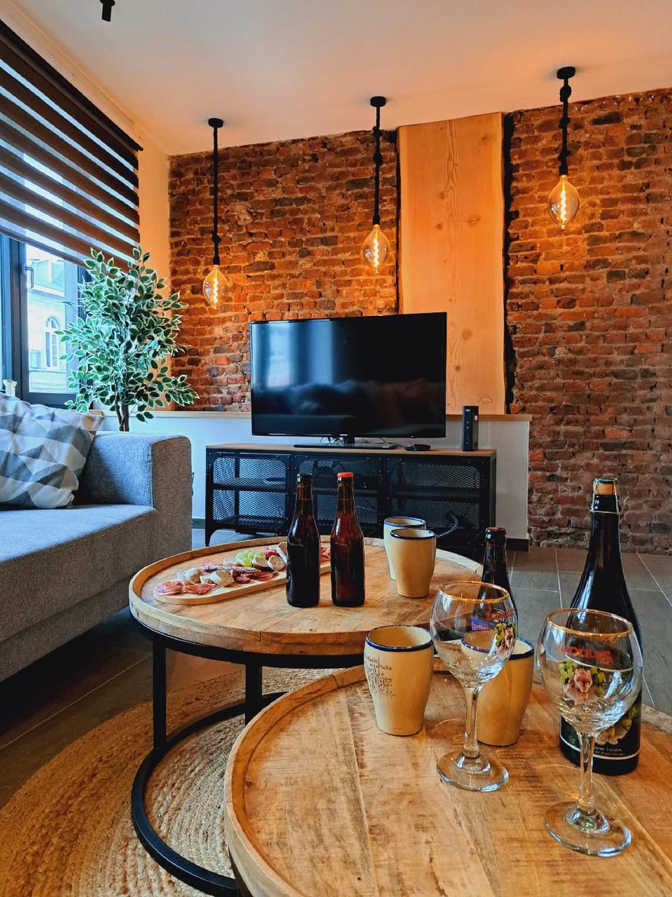 Un gîte sous roche Hotel in Wallonia, Belgium