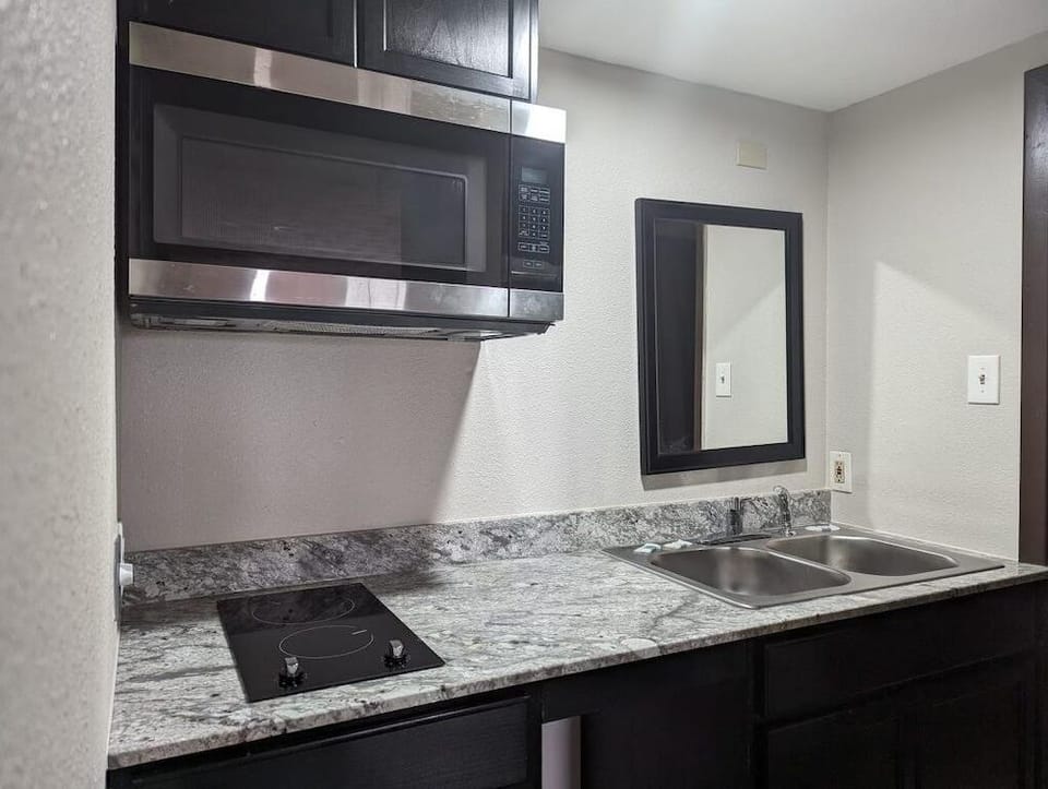 Budget Inn Hotel in Lake Texoma
