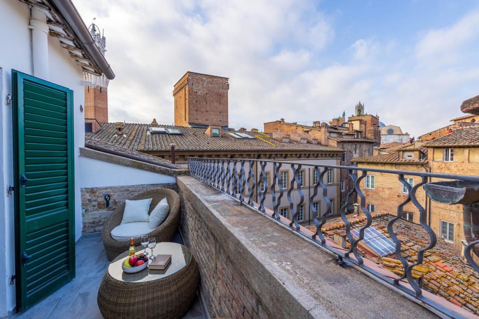 Blossoms of Siena, Adults Only Hotel in Siena