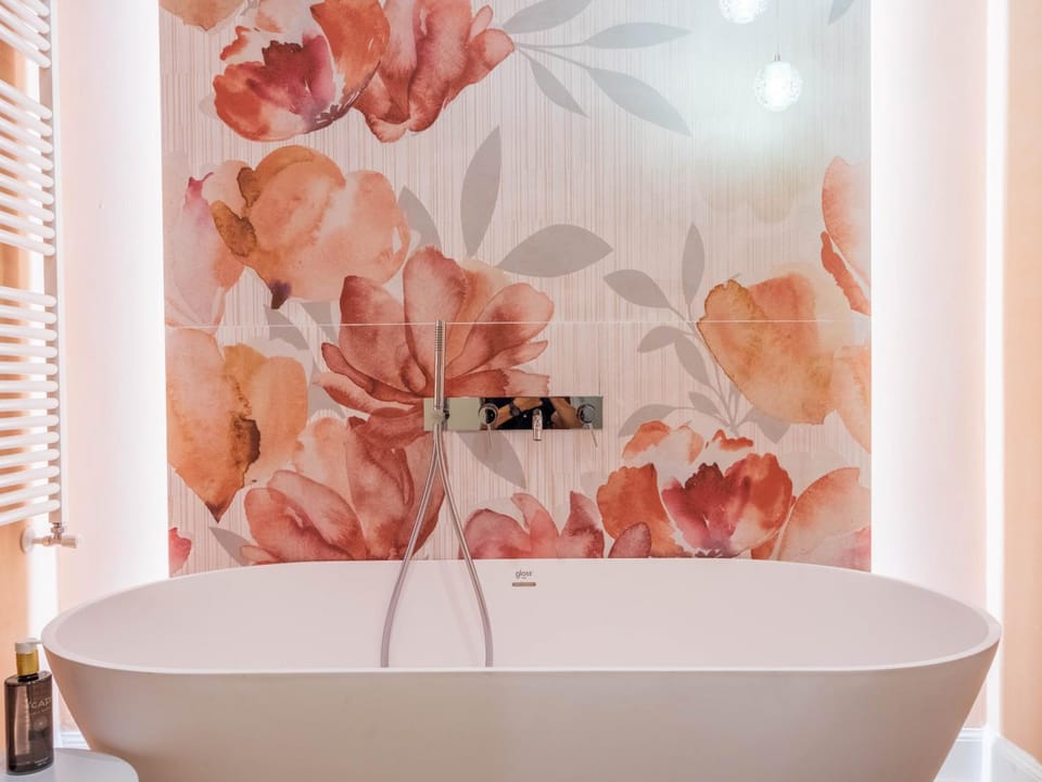 Blossoms of Siena, Adults Only Hotel in Siena