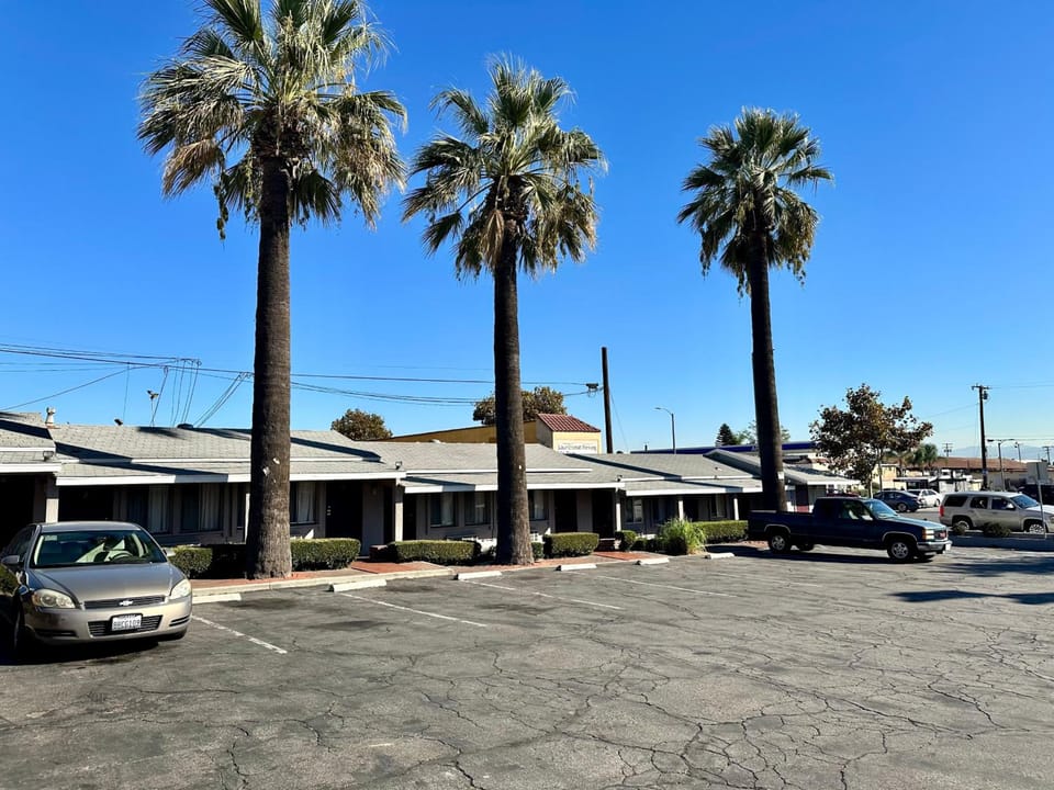 Pala Motel Motel in Pomona