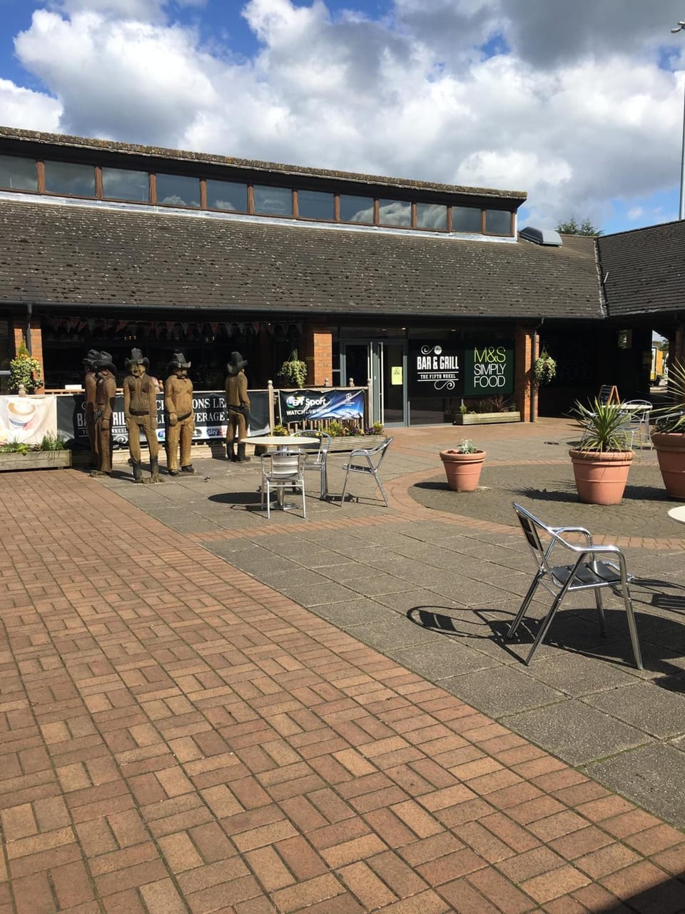 Warrington Motel, J20 M6 Lymm Services Hotel in Warrington