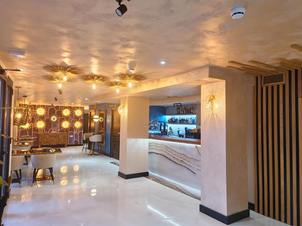 Bar/lounge