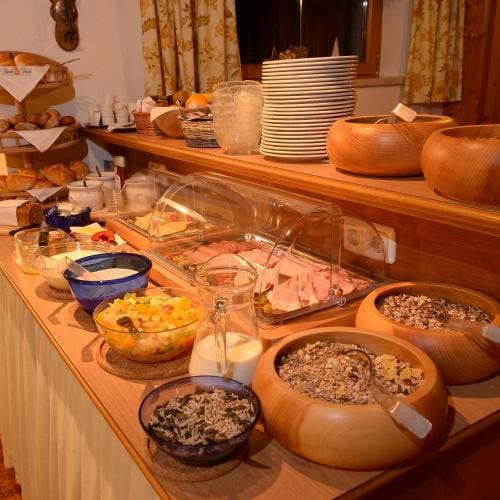 Hotel Garni DIAS Hotel in Canton of Grisons