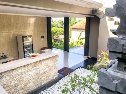 Heri house ubud Hotel in Ubud