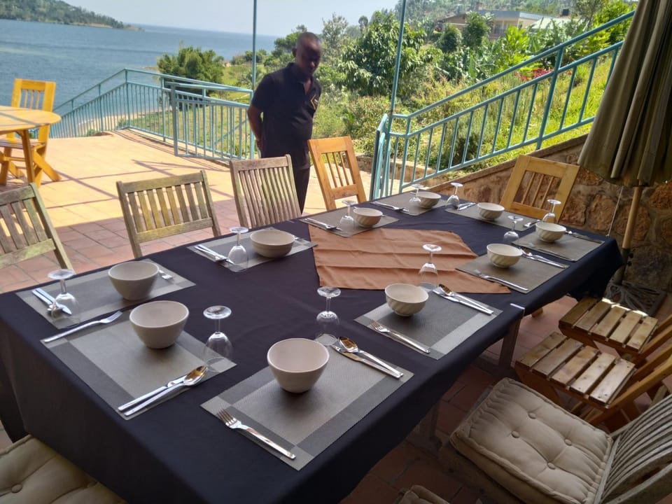 PALEGA BEACH INN Hotel in Africa