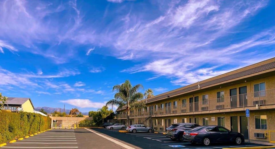 New Star Inn El Monte, CA - Los Angeles Motel in El Monte