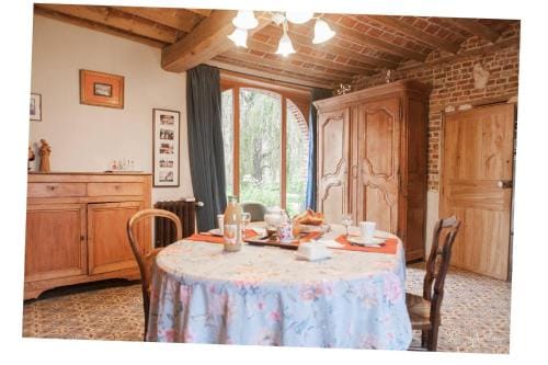 B&B - La Cense du Pont Hotel in Hauts-de-France
