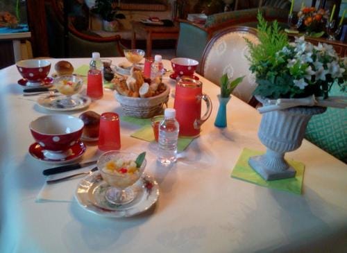 En Bord de Seine Hotel in Normandy