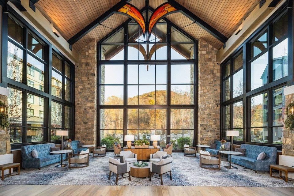 Dollywood's HeartSong Lodge & Resort Resort in Pigeon Forge