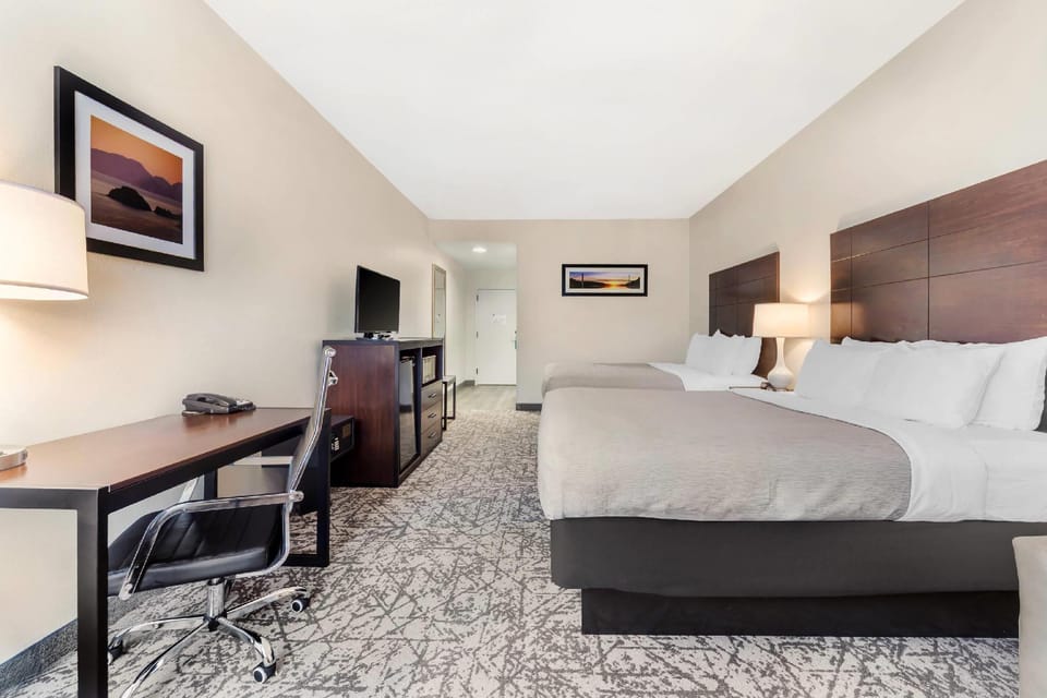 Suite room