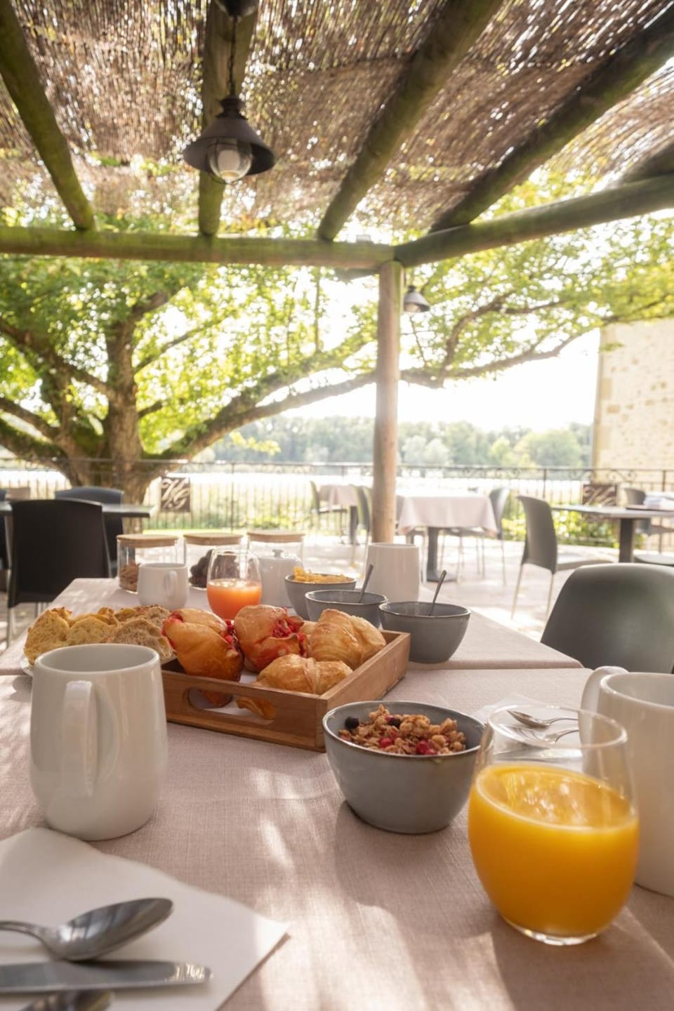 Logis Hotel Les Vieilles Granges Hotel in Provence-Alpes-Côte d'Azur