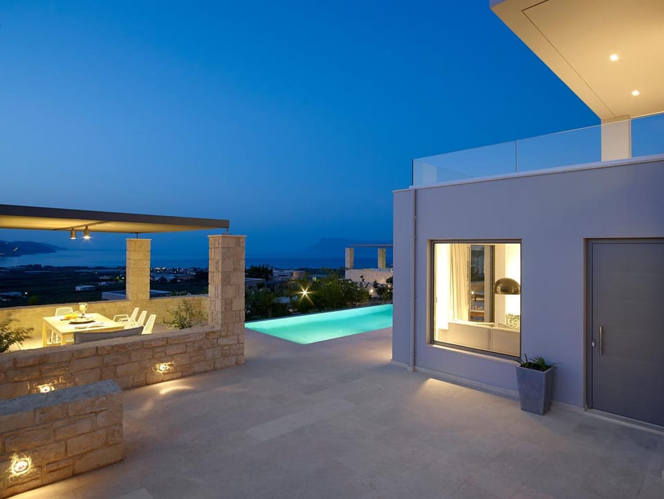 Youphoria Sea View Villas Hotel in Crete