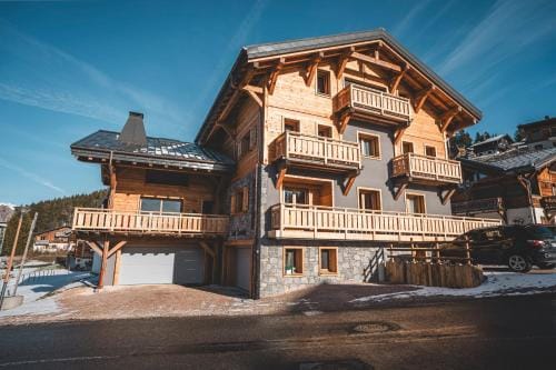 CHALET CHARMING BED and BREAKFAST Hotel in Les Gets