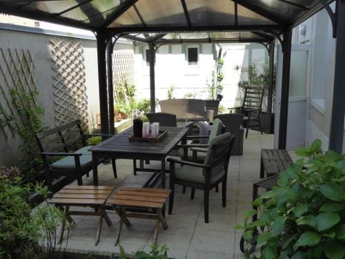 B&B A La Maison Blanche Hotel in Normandy