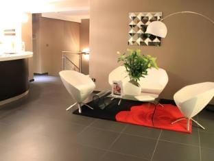 Amicitia - Hotel & Restaurant Hotel in Île-de-France
