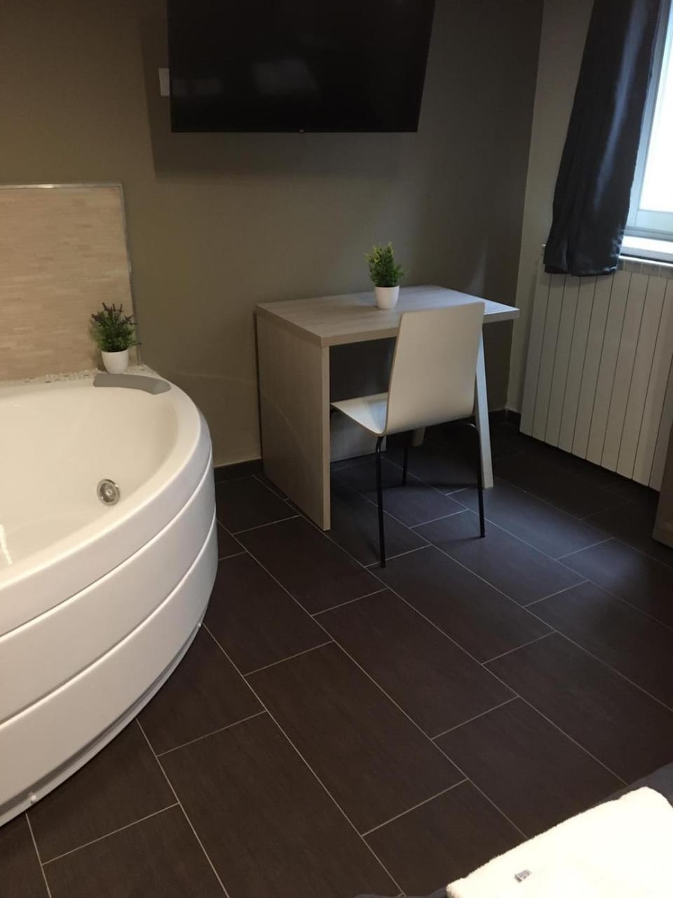 HH Hermoso Housing VALENZA Apartment hotel in Lombardy