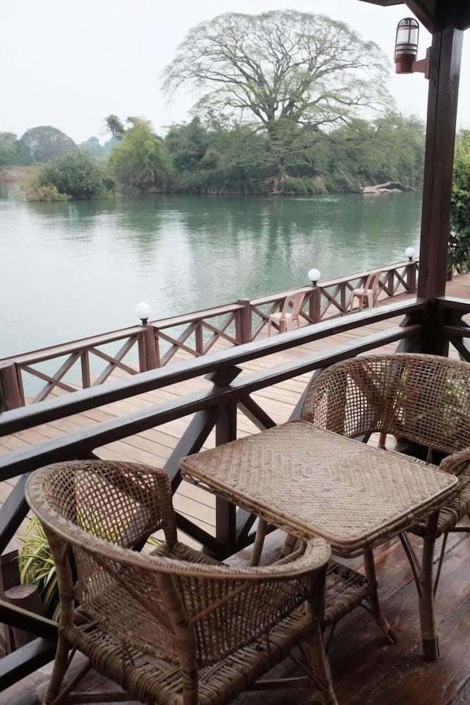 Paradise resort, Don Det river view Resort in Cambodia