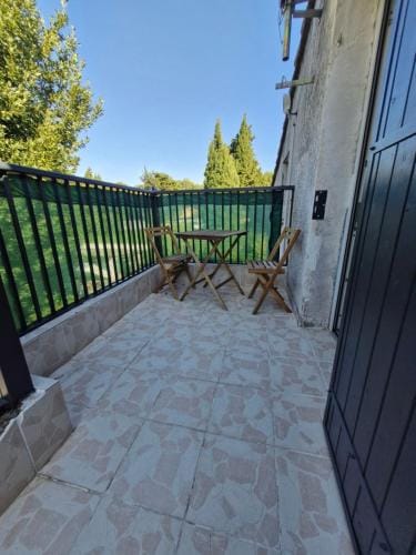 Chez Faby et Jose Hotel in Villeneuve-lès-Avignon
