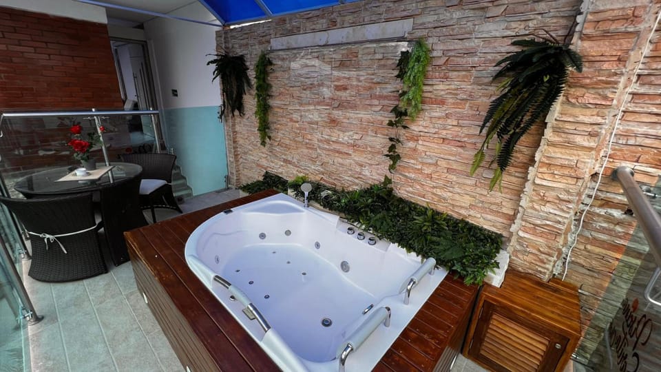 PISCINA SARITA CLUB BOUTIQUE Hotel in Girardot