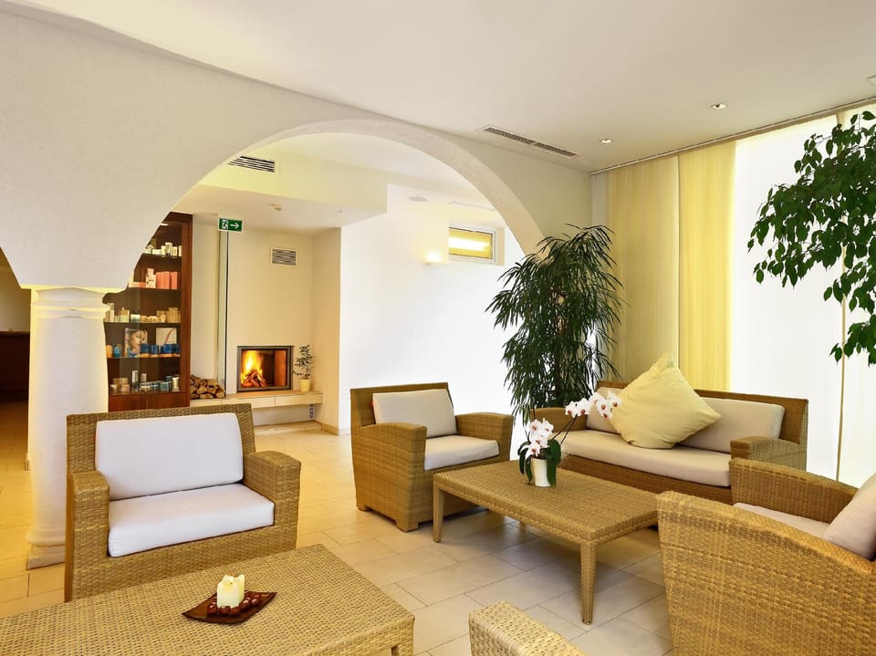 Hotel Schloss Weikersdorf Hotel in Austria