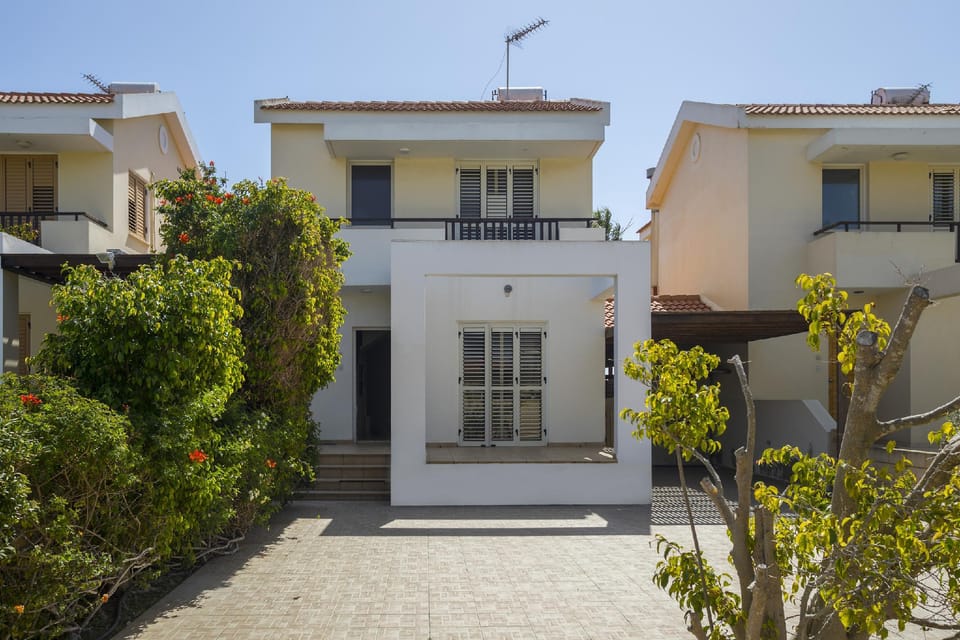 Beachfront Villa Meneou 5 Hotel in Larnaca District