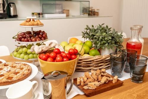 Colonna 24 Luxury Room in Portovenere near 5 Terre Hotel in Porto Venere