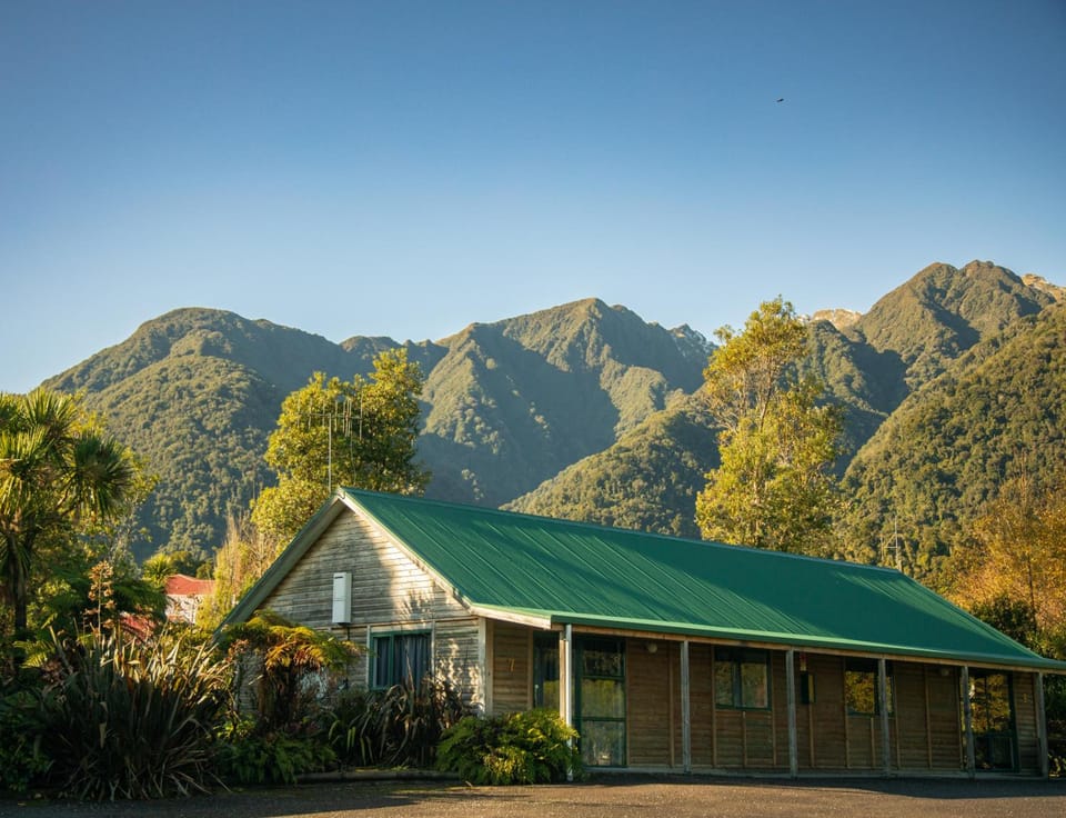 Rainforest Motel Motel in West Coast