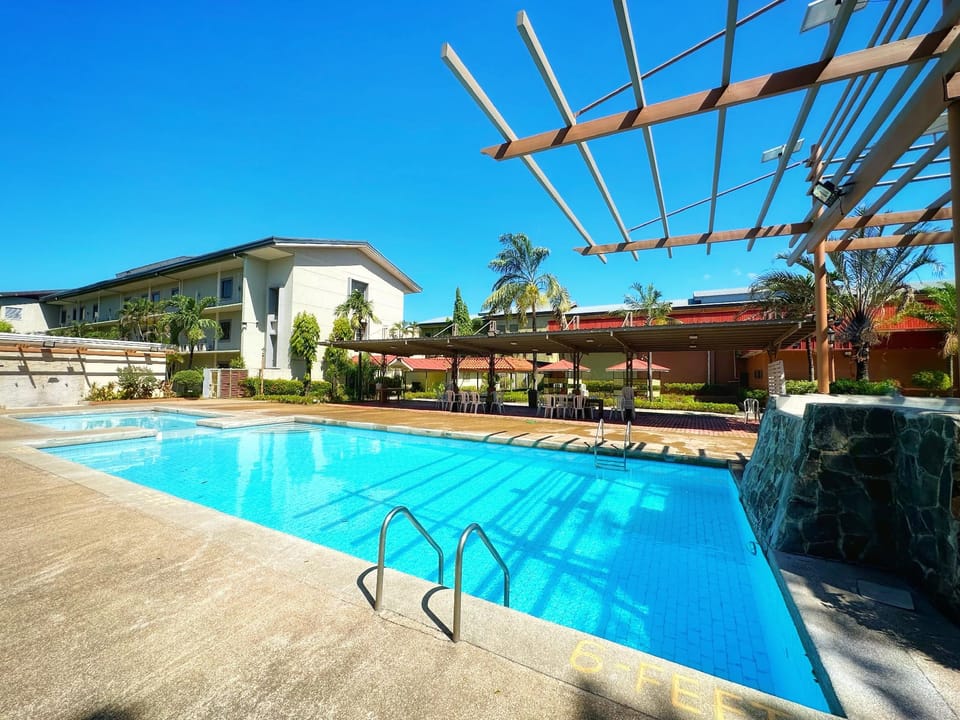 Subic Bay Peninsular Hotel Hotel in Subic