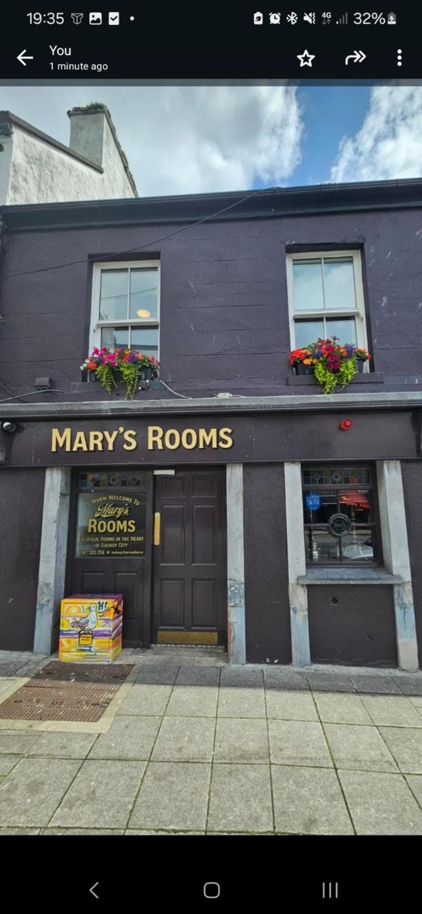 Mary Mullen's Rooms Eyre Square. Hotel in Galway