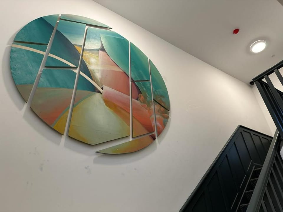Mary Mullen's Rooms Eyre Square. Hotel in Galway