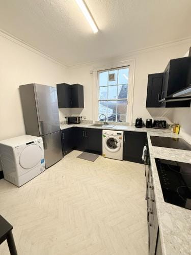 10 Minutes to Central London Vaux Hotel in City of Westminster