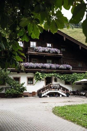 Hochwart Hof Bed & Breakfast Hotel in Salzburgerland