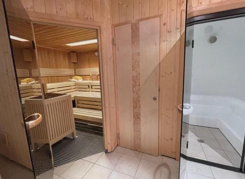 Haus Wallis by stayFritz - Ski-In Ski-Out Zimmer 'garni' am Arlberg Hotel in Vorarlberg, Austria