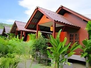 Namthip Home Beach Resort in Ban Tai