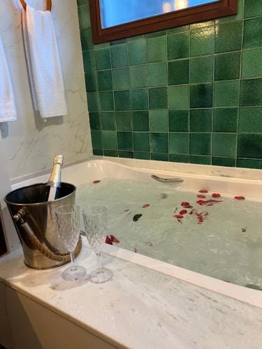 Casa Holanda - Suite Austria c jacuzzi Hotel in State of Rio de Janeiro