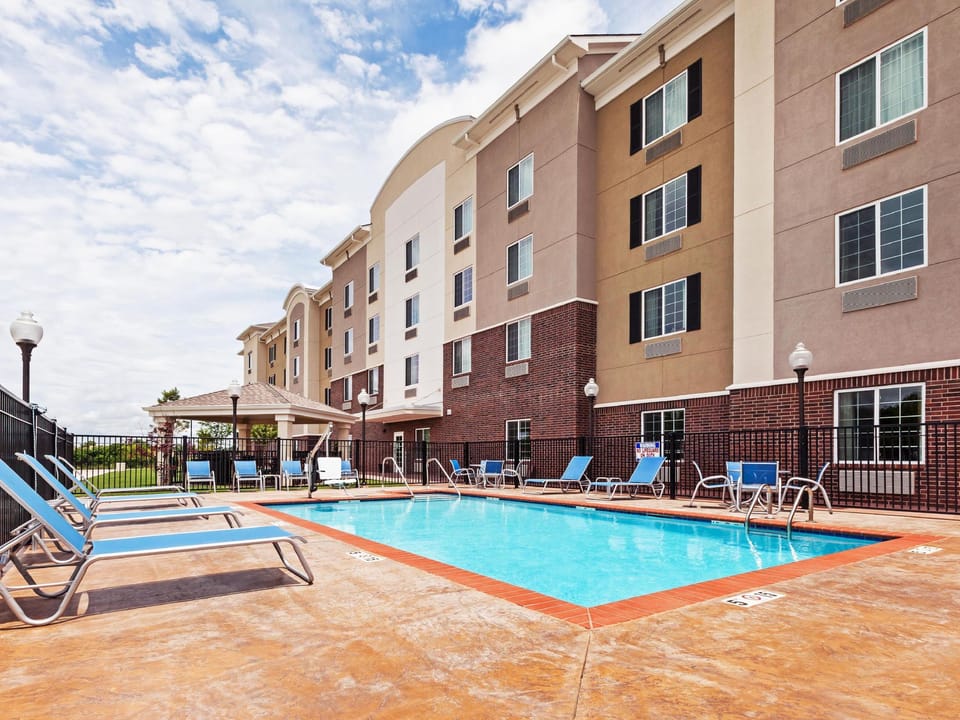 Candlewood Suites Del City By IHG Hotel in Oklahoma City