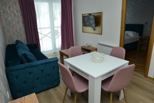 Kraljevi Cardaci Cardak Hotel in Serbia