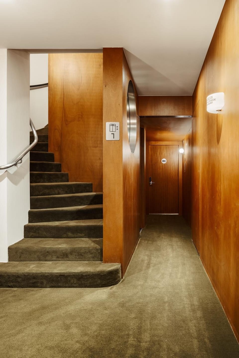 Edgar Suites - Bouchardon Hotel in Paris