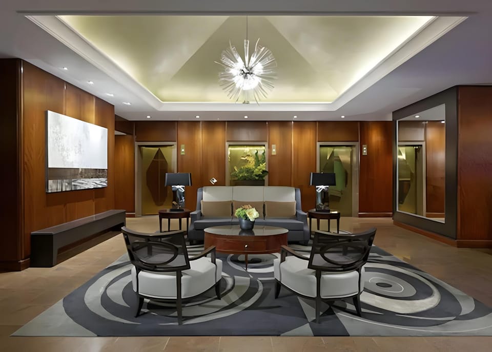Cambridge Suites Toronto Hotel in Toronto