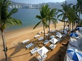 Park Royal Beach Acapulco - All Inclusive Resort in Acapulco