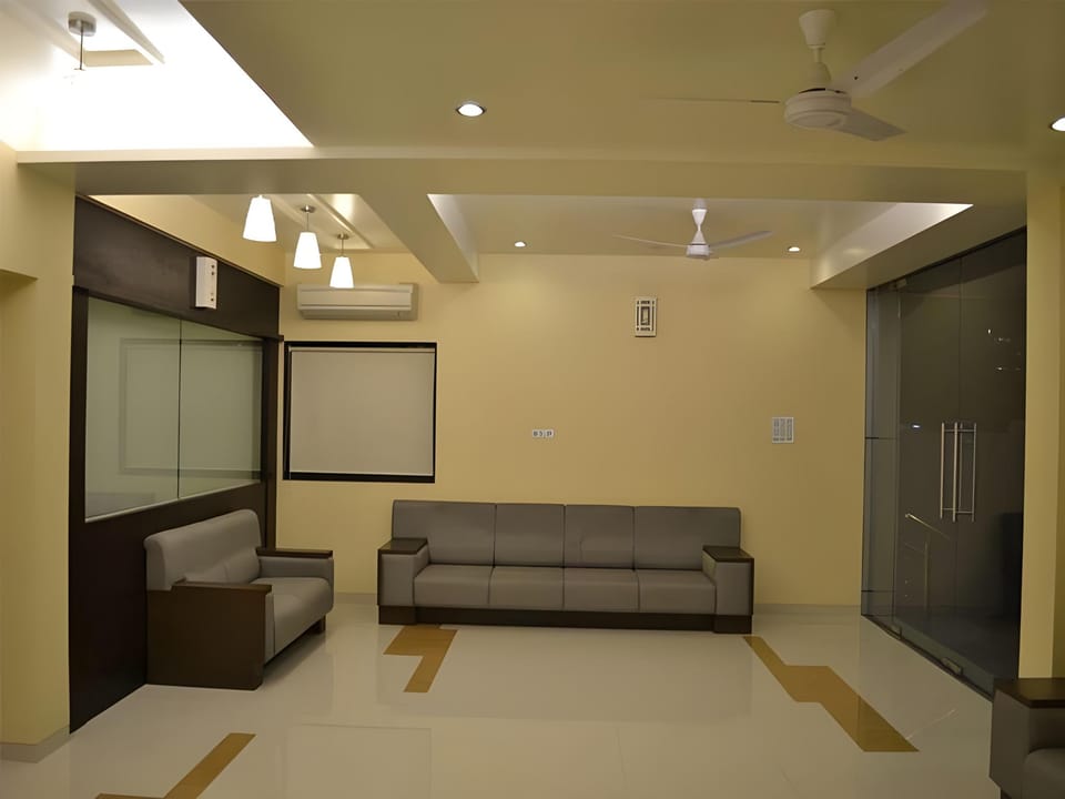 Hotel Sai Smaran Hotel in Maharashtra
