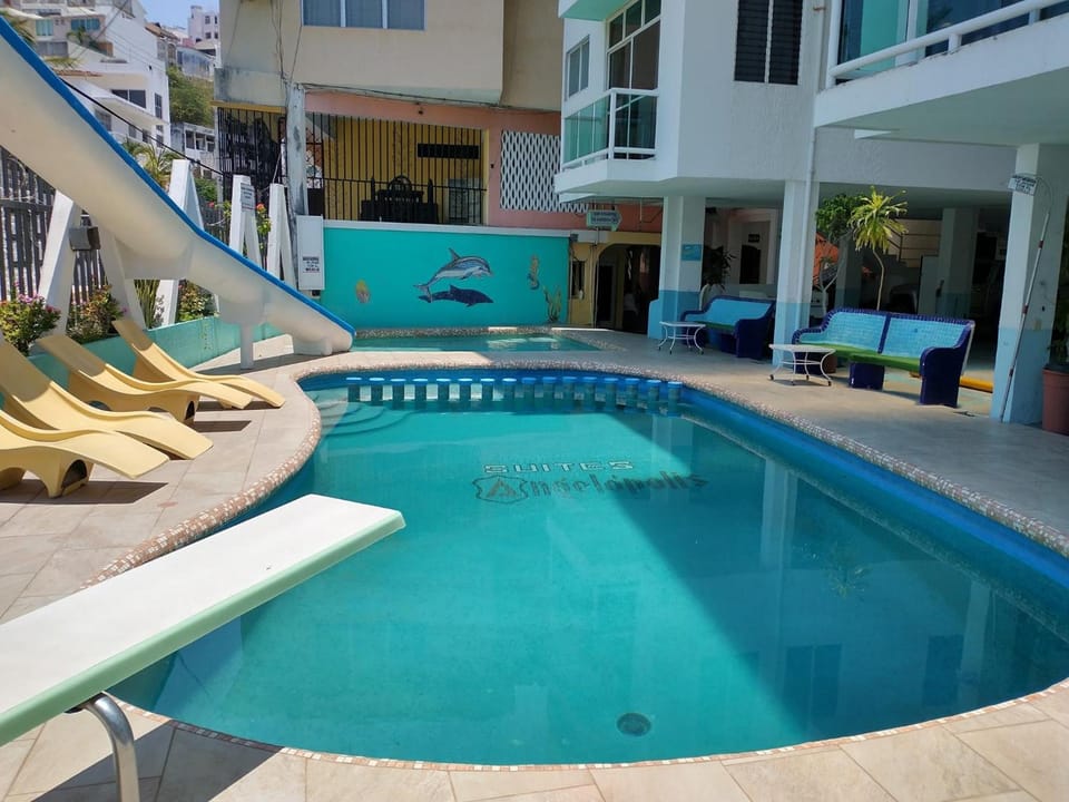 Suites Angelopolis Hotel in Acapulco