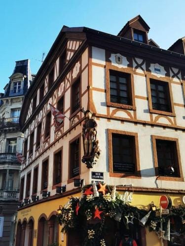 ART & SPA Luxury bedroom at the heart historical center Hotel in Mulhouse