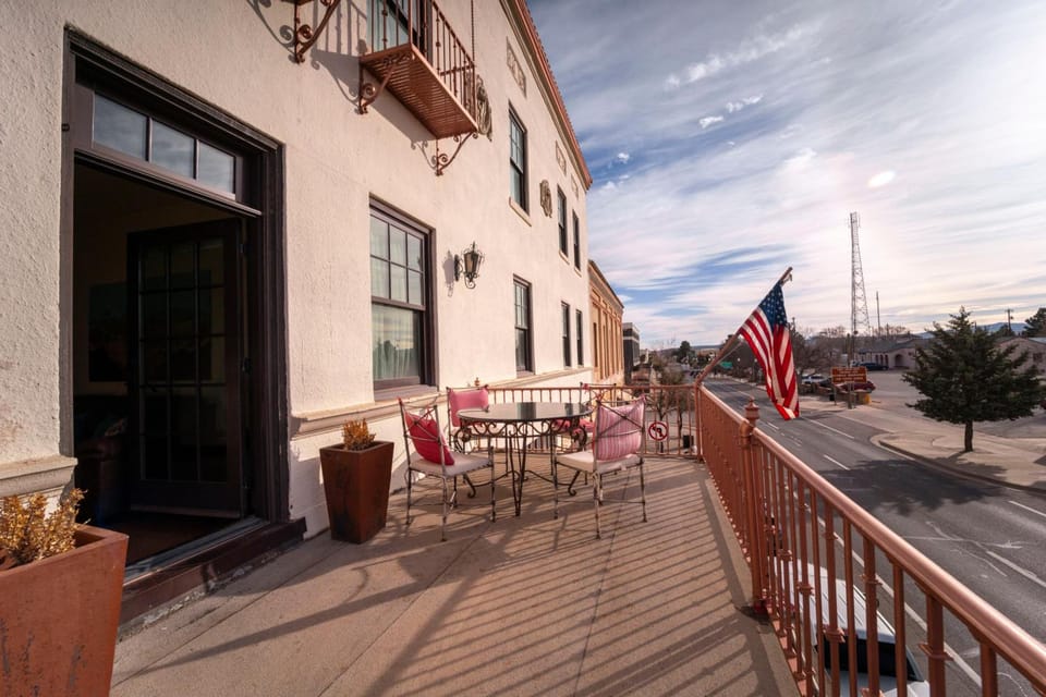 The Holland Hotel Hotel in Alpine