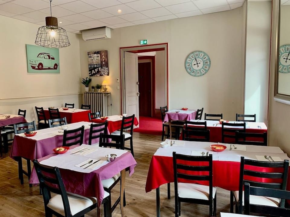 Hotel du Midi Hotel in Auvergne-Rhône-Alpes