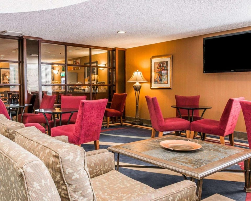 Quality Inn Auburn Hills - Detroit North Hotel in Auburn Hills