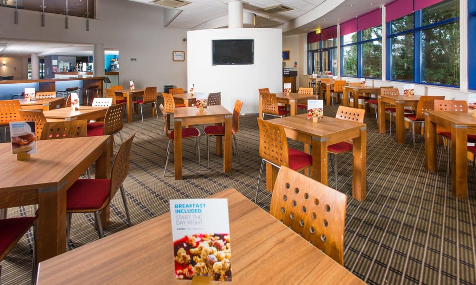 Holiday Inn Express Newport By IHG Hotel in Newport
