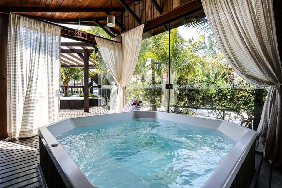 Hot tub